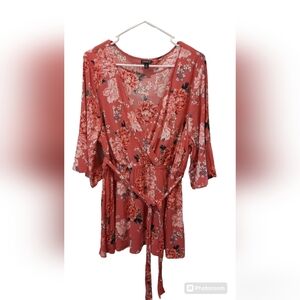 Torrid Blouse size 2 Pink Floral Wrap Front V-neck Lightweight Casual Business